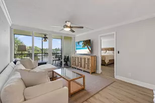 22 Royal Palm Way, Boca Raton, FL 33432 - Photo 1