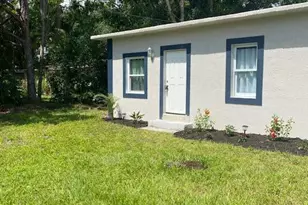 507 S 22nd St, Fort Pierce, FL 34950 - Photo 1