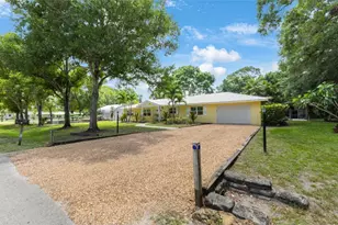 1125 41st Ave, Vero Beach, FL 32960 - Photo 1