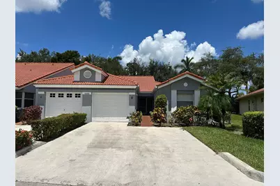 9976 Seacrest Circle #D, Boynton Beach, FL 33437 - Photo 1