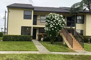 4712 Lucerne Lakes Blvd E, Lake Worth, FL 33467 - Photo 1