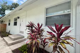 880 SE 12th St, Fort Lauderdale, FL 33316 - Photo 1