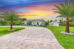 8852 154 Ct N, Palm Beach Gardens, FL 33418 - Photo 1