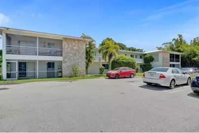 115 SW 1st Avenue #5, Boynton Beach, FL 33435 - Photo 1