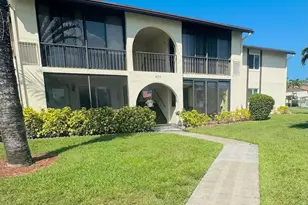 3560 Pine Tree Ct, Greenacres, FL 33463 - Photo 1