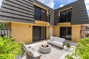 622 6th Way, West Palm Beach, FL 33407 - Photo 1