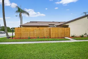 2701 Waterview Cir, Palm Springs, FL 33461 - Photo 1