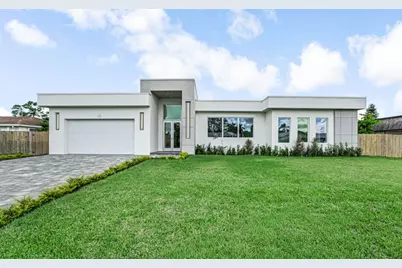 68 W Plumosa Lane, Lake Worth, FL 33467 - Photo 1