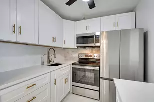 326 Camden N, West Palm Beach, FL 33417 - Photo 1