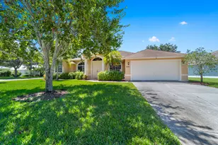 2185 3rd Ln SW, Vero Beach, FL 32962 - Photo 1