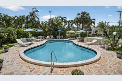1131 SE 4th Street #206, Boynton Beach, FL 33435 - Photo 1