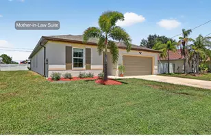 435 SW Fields Ave, Port Saint Lucie, FL 34953 - Photo 1