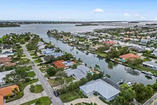 25 Park Ave, Vero Beach, FL 32960 - Photo 1