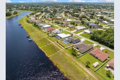 162 SW Dalton Circle, Port Saint Lucie, FL 34953 - Photo 1