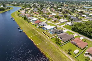 162 SW Dalton Cir, Port Saint Lucie, FL 34953 - Photo 1