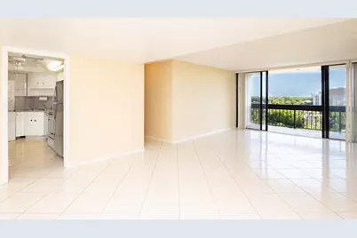 2400 Presidential Way #602, West Palm Beach, FL 33401 - Photo 1