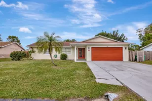 1541 SE Minorca Ave, Port Saint Lucie, FL 34952 - Photo 1