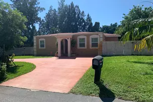 212 NW 6th Ave, Boynton Beach, FL 33435 - Photo 1