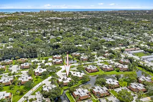 825 Center St, Jupiter, FL 33458 - Photo 1