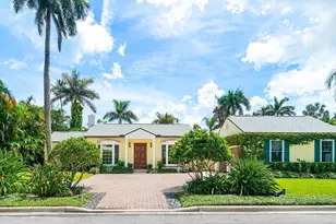 240 Miraflores Dr, Palm Beach, FL 33480 - Photo 1
