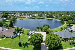 7431 Hazelwood Cir, Lake Worth, FL 33467 - Photo 1