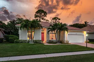 9043 Cypress Hollow Dr, Palm Beach Gardens, FL 33418 - Photo 1
