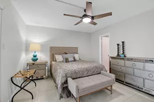 1037 Berkshire B, Deerfield Beach, FL 33442 - Photo 1