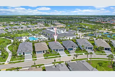 10151 Driftwood Way, Palm Beach Gardens, FL 33412 - Photo 1
