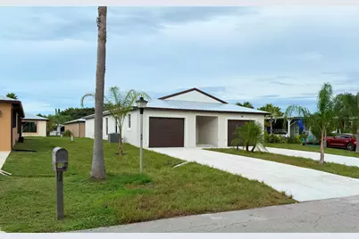 44 Silver Oak Drive, Port Saint Lucie, FL 34952 - Photo 1