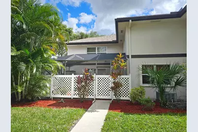 46 Essex Court #A, Royal Palm Beach, FL 33411 - Photo 1