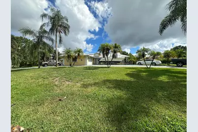 2085 SE Hanford Road, Port Saint Lucie, FL 34952 - Photo 1