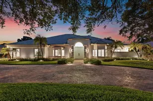 2670 Tecumseh Dr, West Palm Beach, FL 33409 - Photo 1