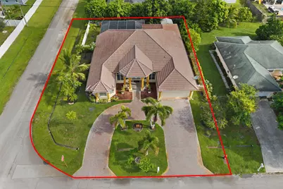 499 SW Laconic Avenue, Port Saint Lucie, FL 34953 - Photo 1