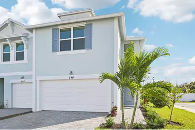 540 Salisbury Circle, Fort Pierce, FL 34982 - Photo 1