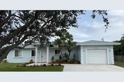2285 SE Lucaya Street, Port Saint Lucie, FL 34952 - Photo 1