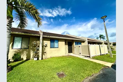 10128 Boca Bend E #C2, Boca Raton, FL 33428 - Photo 1