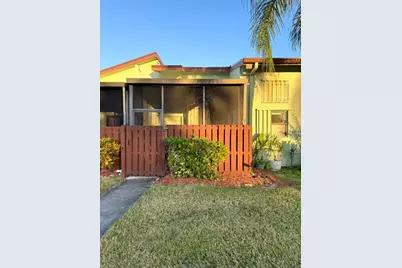 1734 W Sanderling Lane #2, Fort Pierce, FL 34982 - Photo 1