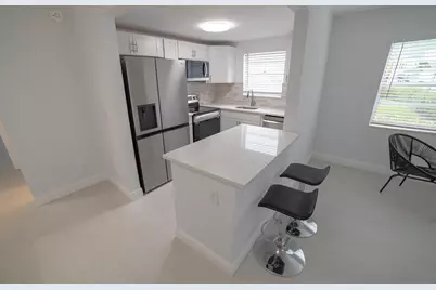 53 Lyndhurst #C, Deerfield Beach, FL 33442 - Photo 1