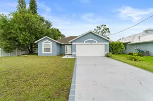 590 SW Jeanne Ave, Port Saint Lucie, FL 34953 - Photo 1