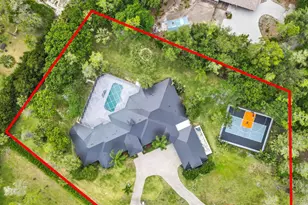 728 Deerwood Ct, Wellington, FL 33414 - Photo 4