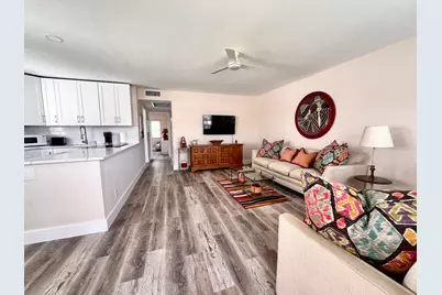 39 Dorset A, Boca Raton, FL 33434 - Photo 1