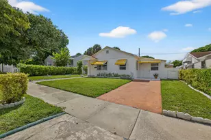 912 38th St, West Palm Beach, FL 33407 - Photo 1