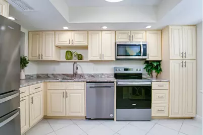 1225 Carlton Court #205, Fort Pierce, FL 34949 - Photo 10
