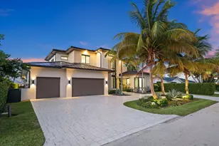 933 Allamanda Dr, Delray Beach, FL 33483 - Photo 1