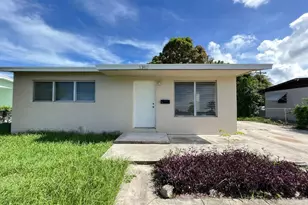 1360 10th St, West Palm Beach, FL 33401 - Photo 1