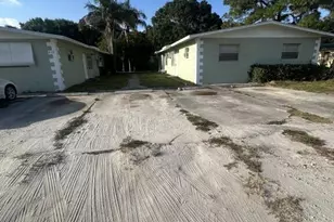 610 Holly Ave, Fort Pierce, FL 34982 - Photo 1