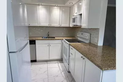 169 Dorset E #169 E, Boca Raton, FL 33434 - Photo 1