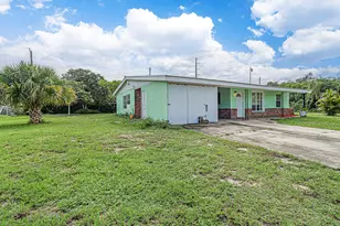 2448 1st Ct SE, Vero Beach, FL 32962 - Photo 1