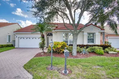 23425 Torre Circle, Boca Raton, FL 33433 - Photo 1