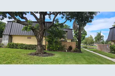 2312 Waterside Drive #38-B, Lake Worth, FL 33461 - Photo 1